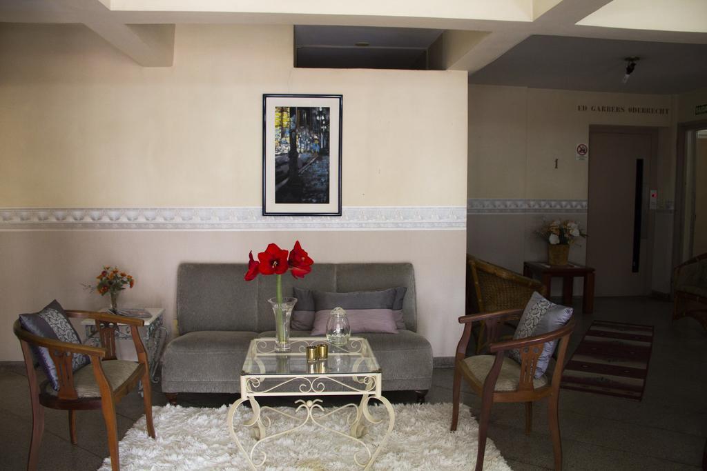 Residencial Vanessa Hotel Curitiba Luaran gambar