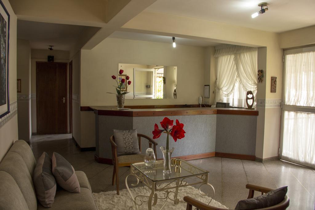 Residencial Vanessa Hotel Curitiba Luaran gambar